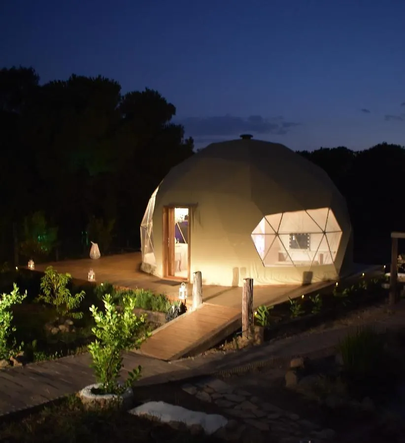 Domo Suites Masía Cal Geperut Badalona Campo de lujo