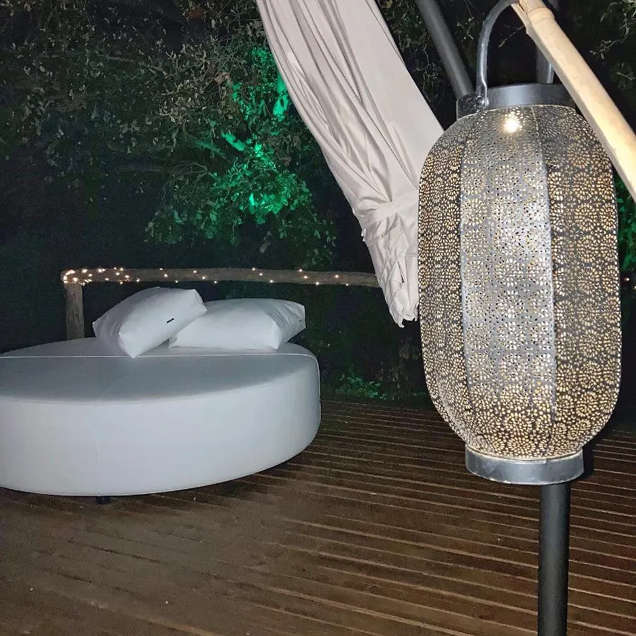 Domo Suites Masía Cal Geperut Badalona Campo de lujo