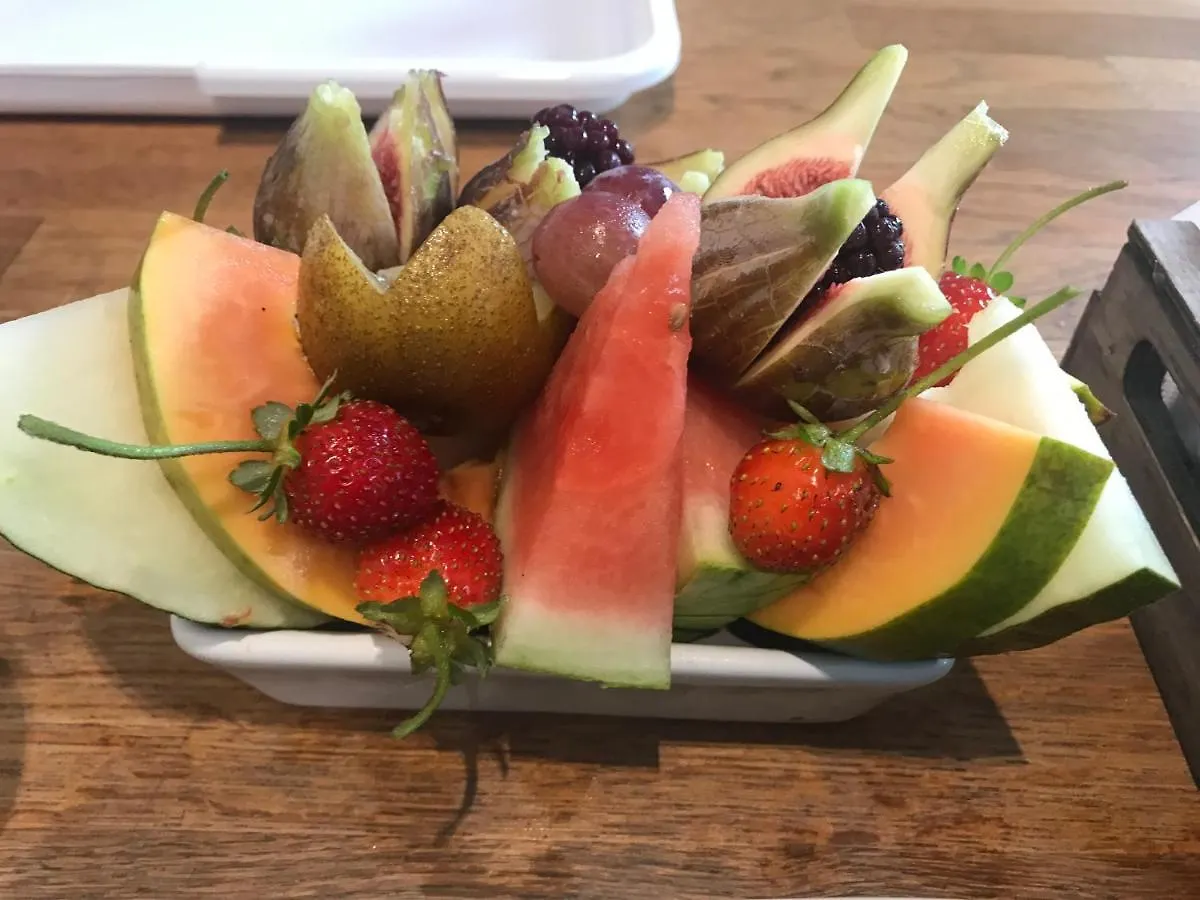 Domo Suites Masía Cal Geperut Badalona