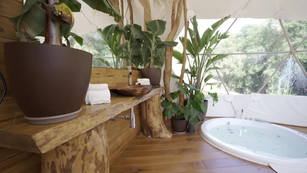 Domo Suites Masía Cal Geperut Badalona