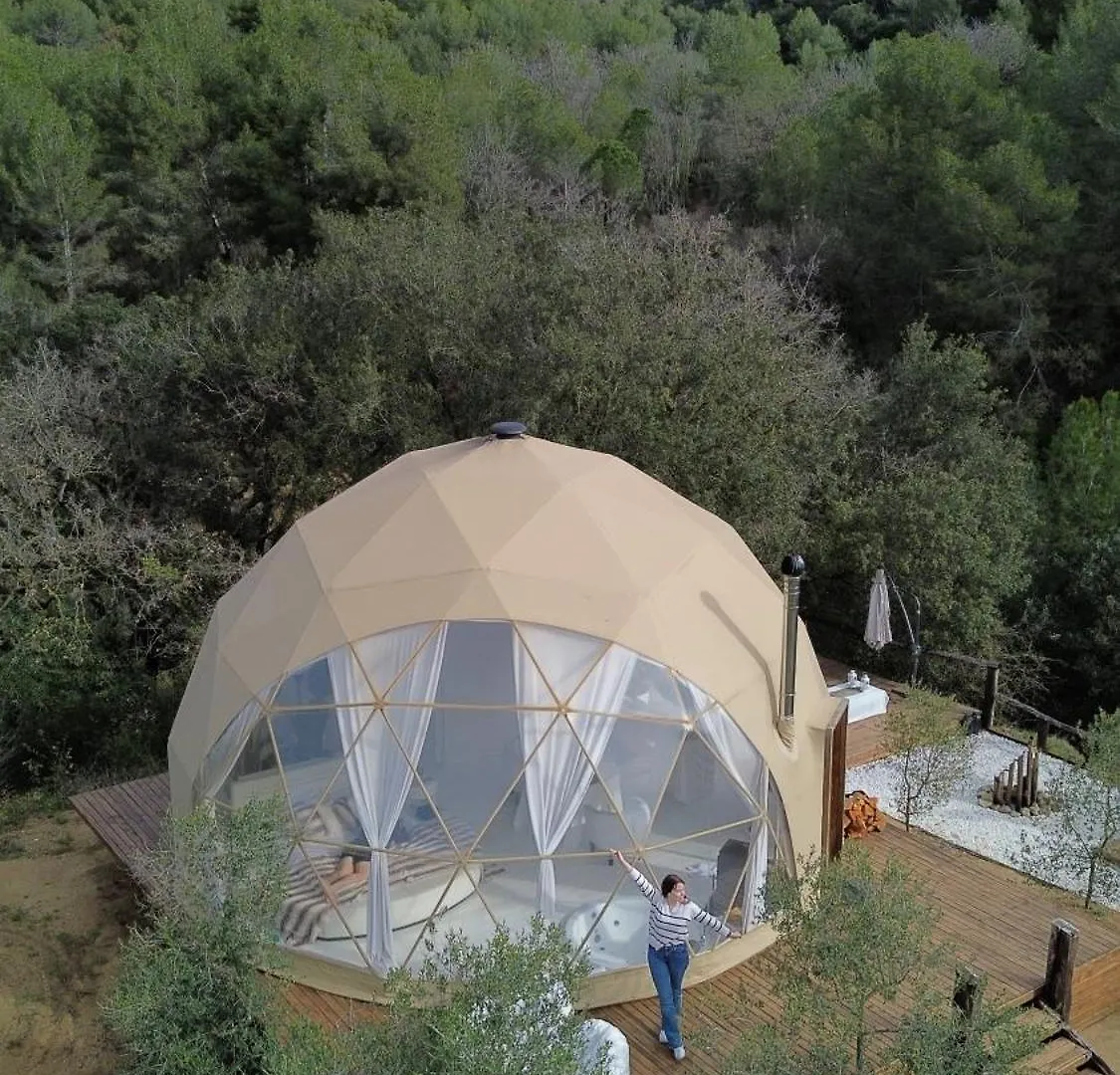 Domo Suites Masía Cal Geperut Badalona Campo de lujo